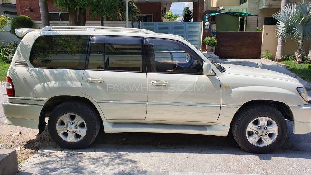 Toyota Land Cruiser 2000 for Sale in Islamabad Image-1