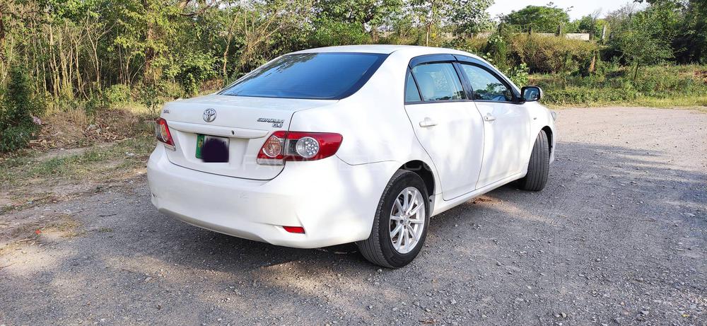 Toyota Corolla 2011 for Sale in Islamabad Image-1