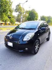 Toyota Vitz F 1.3 2005 for Sale in Islamabad