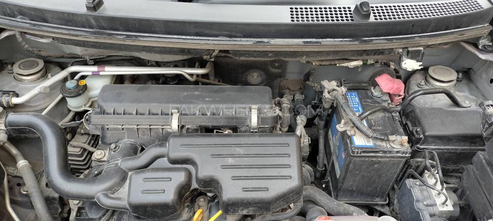 Daihatsu Atrai Wagon 2016 for Sale in Lahore Image-1