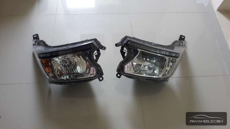 Honda N wagon Headlight Pair For Sale Image-1