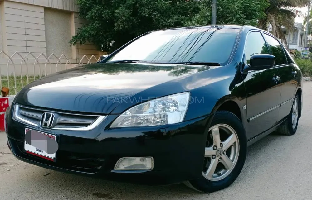 Honda Accord 2005 for Sale in Karachi Image-1