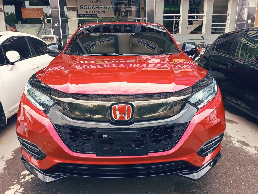 Honda Vezel 2018 for Sale in Rawalpindi Image-1