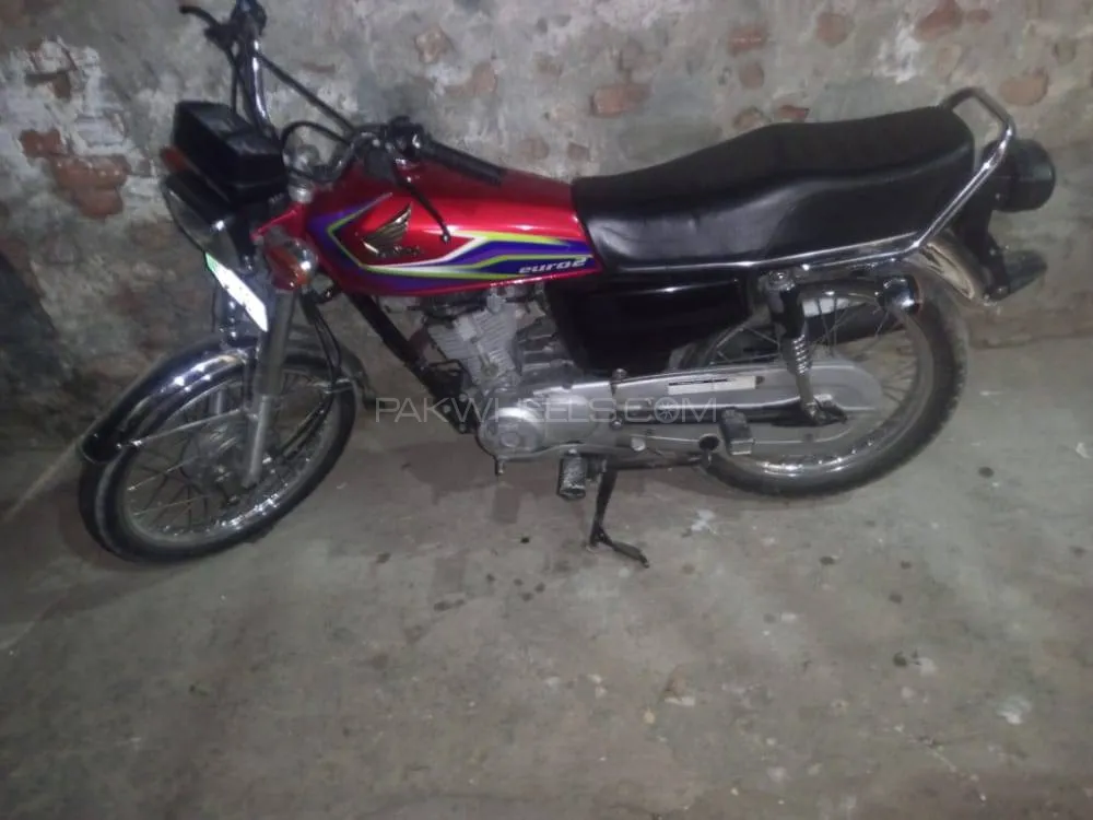 Used Honda CG 125 2017 Bike for sale in Islamabad - 424094 | PakWheels