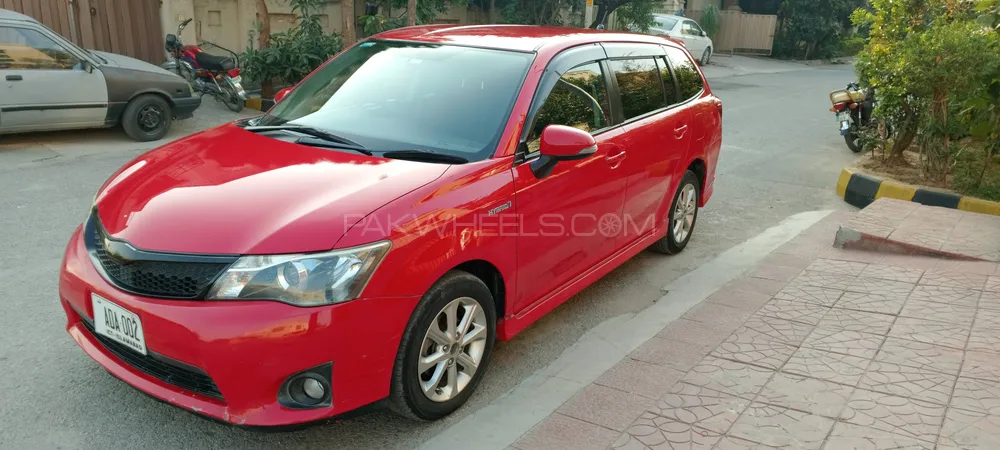 Toyota Corolla Fielder 2014 for Sale in Islamabad Image-1