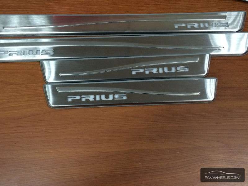 Toyota Prius Door Sills with light For Sale Image-1