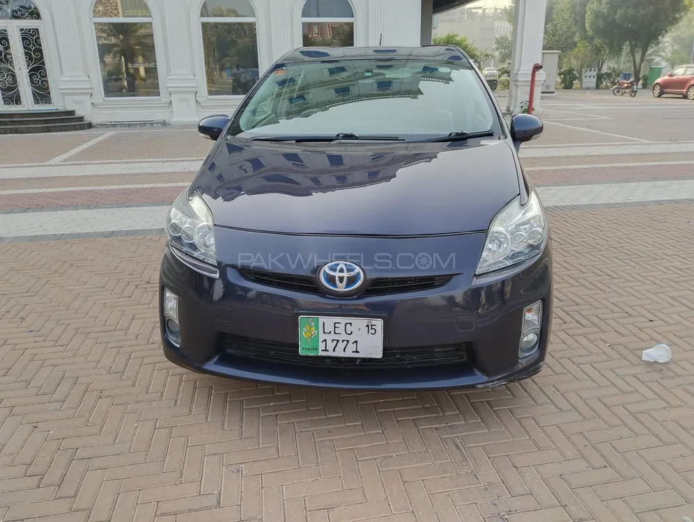 Toyota Prius S LED Edition 1.8 2010 for sale in Lahore | PakWheels