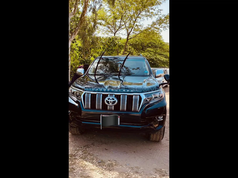 Toyota Prado 2011 for Sale in Islamabad Image-1