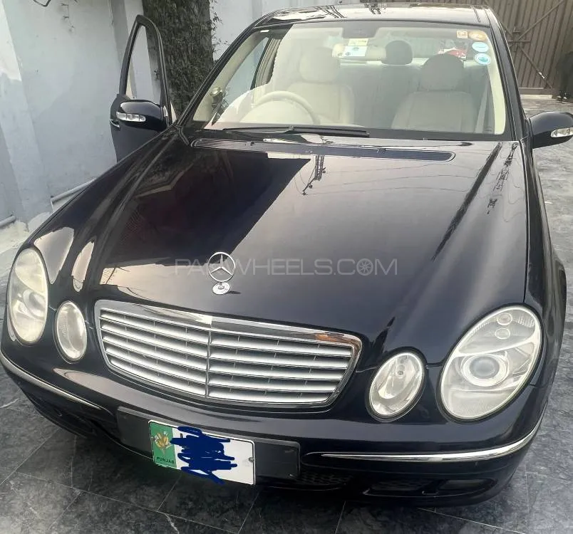 Mercedes Benz E Class E200 2005 for sale in Lahore | PakWheels