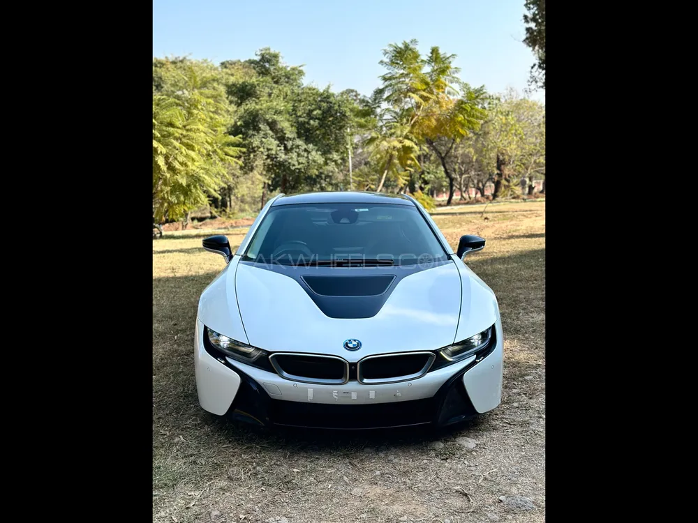 BMW i8 2015 for Sale in Islamabad Image-1