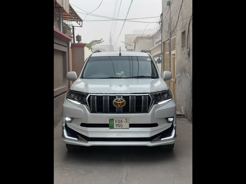 Toyota Land Cruiser 2003 for Sale in Jhang Image-1