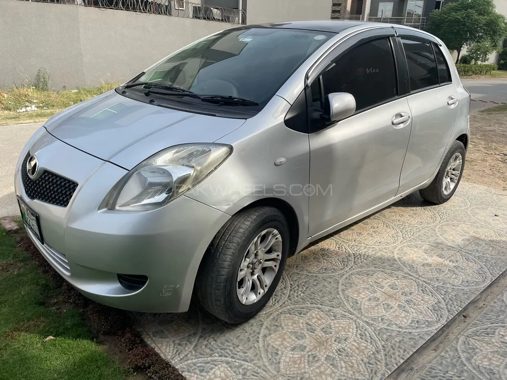 Toyota Vitz B 1.0 2005 For Sale In Lahore | PakWheels