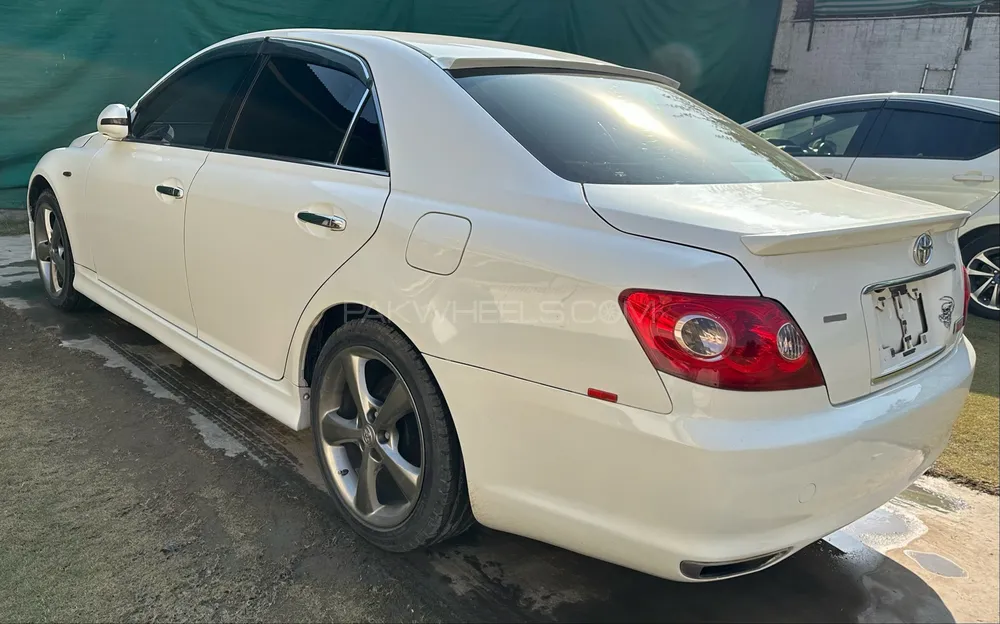 Toyota Mark X 2005 for Sale in Peshawar Toyota Mark X 2005 for Sale in Peshawar Image-6