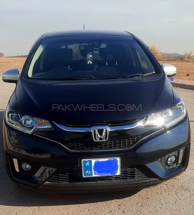 Honda Fit 2016 for Sale in Islamabad Image-1