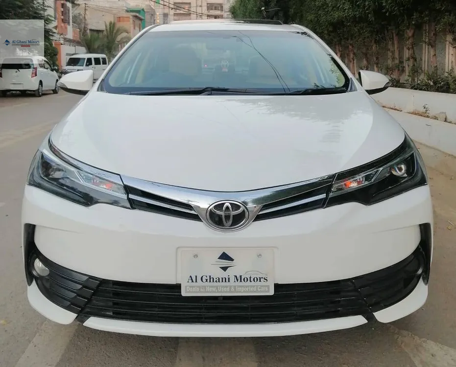 Toyota Corolla 2019 for Sale in Karachi Image-1