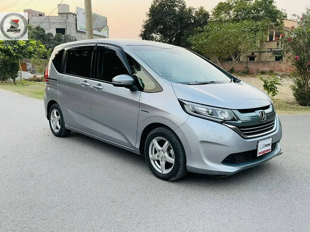 Honda Freed 2017 for Sale in Lahore Image-1