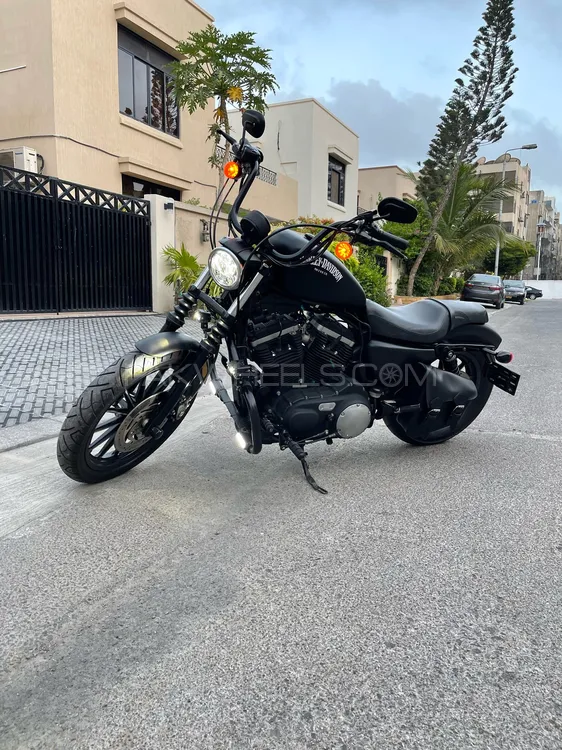 Harley Davidson Iron 883 2012 for Sale Image-1