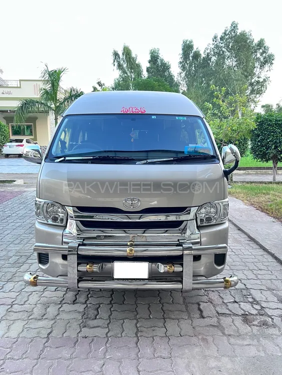 ٹویوٹا ہائی ایس 2017 for Sale in سیالکوٹ Image-1