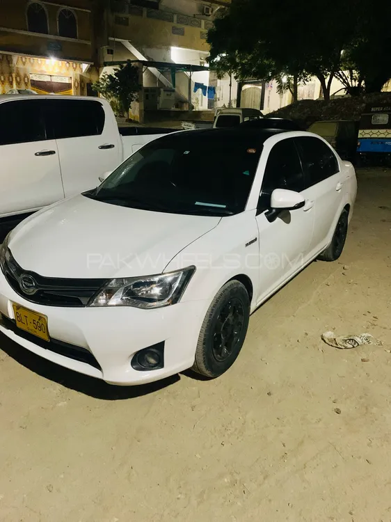 Toyota Corolla Axio 2014 for Sale in Karachi Image-1
