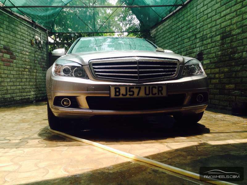 Mercedes Benz C Class 2007 for Sale in Wah cantt Image-1