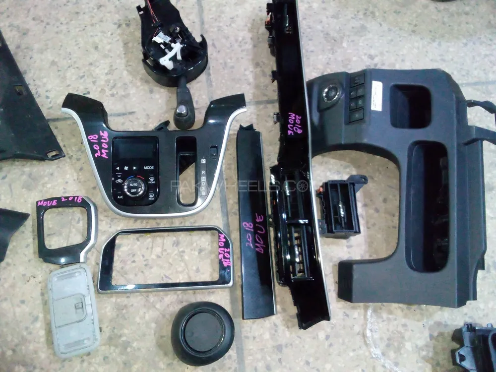 Daihatsu move 2018 parts Image-1