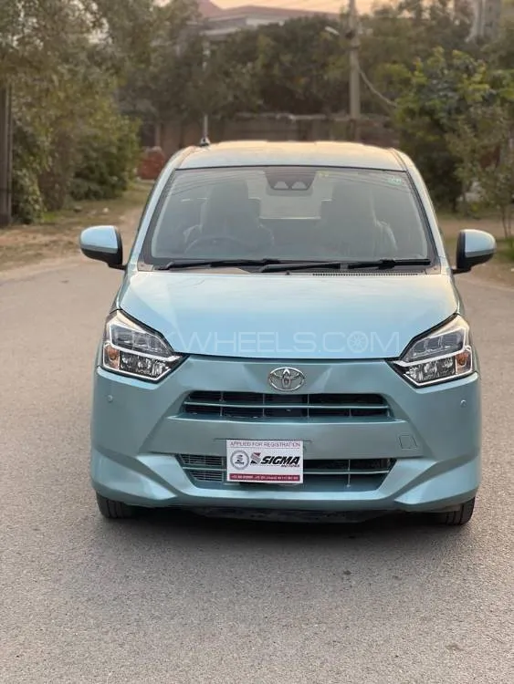 Toyota Pixis Epoch 2018 for Sale in Lahore Image-1