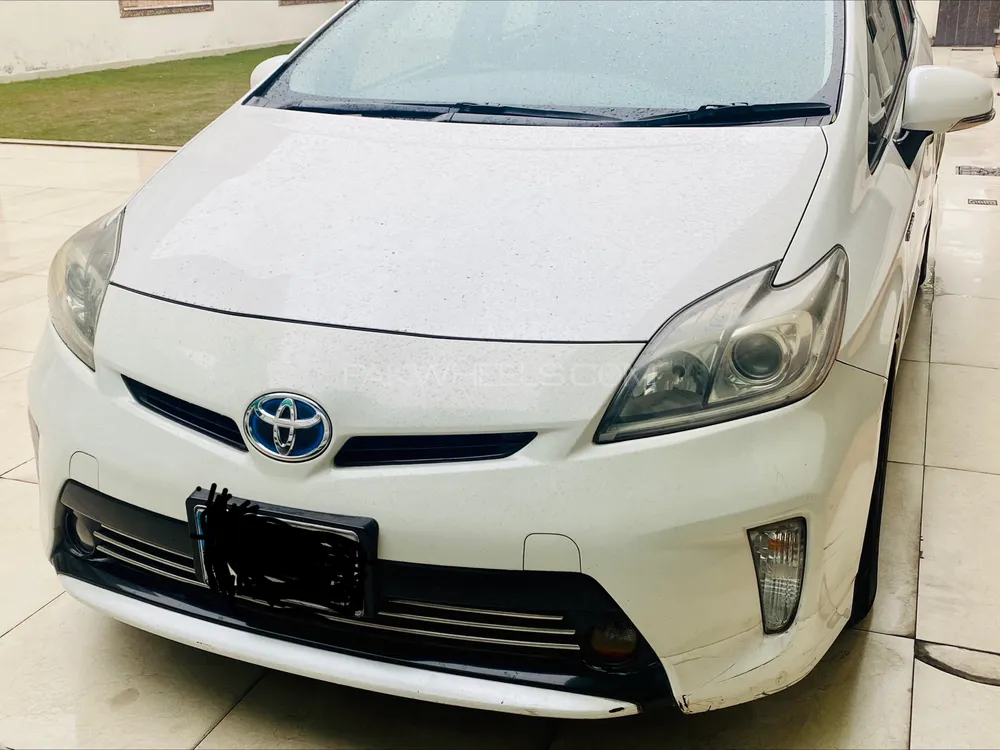 Toyota Prius 2013 for Sale in Gujranwala Image-1