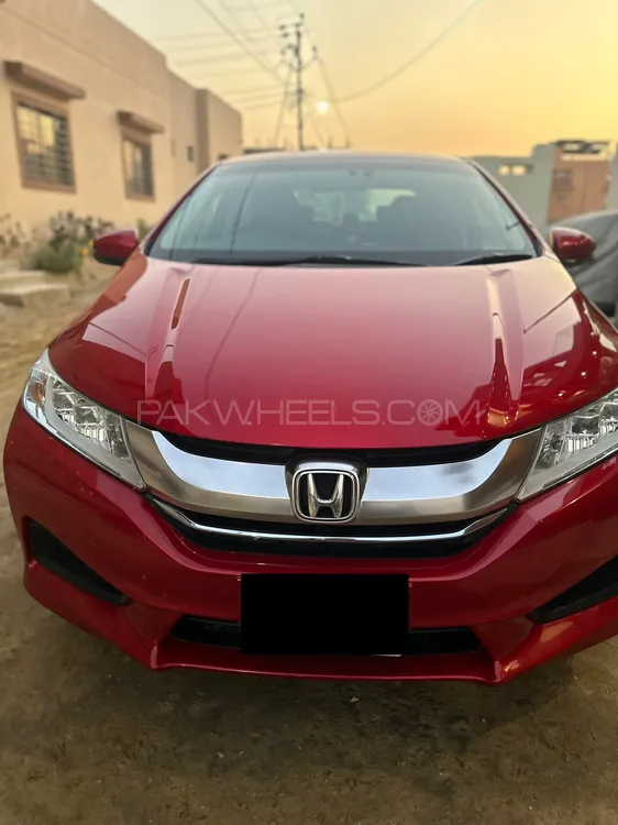 Honda Grace Hybrid 2016 for Sale in Karachi Image-1
