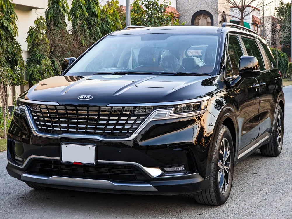 KIA Carnival 2021 for Sale in Lahore Image-1