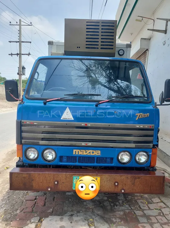 Mazda Titan 1992 for Sale in Vehari Image-1