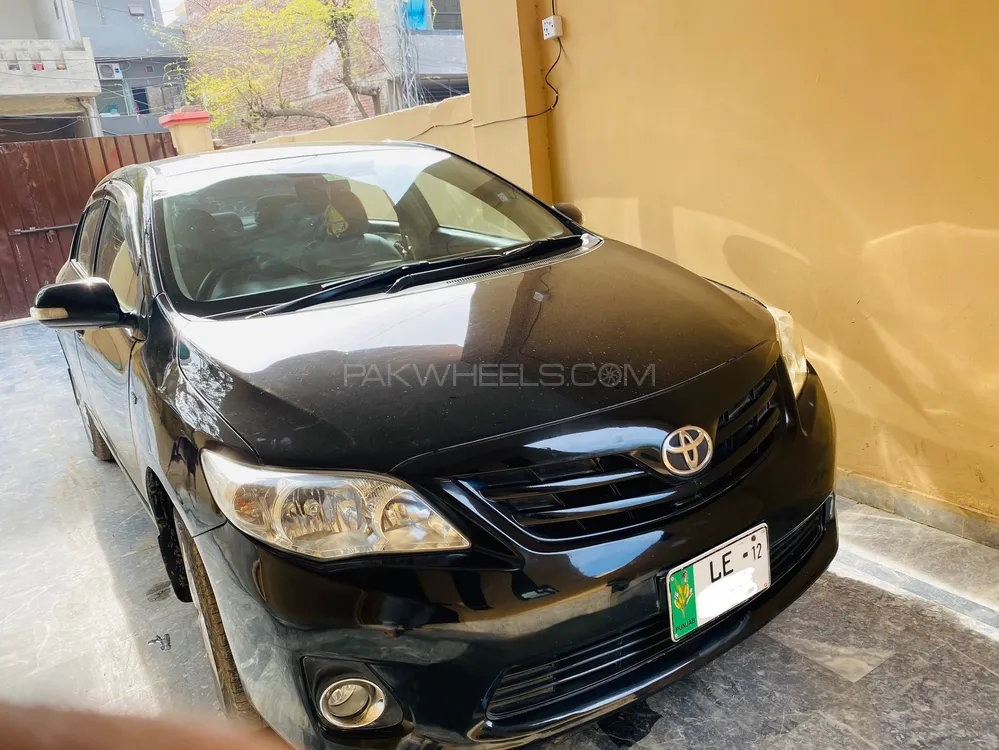 Toyota Corolla 2011 for Sale in Lahore Image-1
