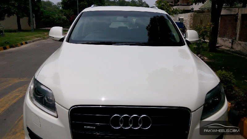 Audi Q7 2007 for Sale in Lahore Image-1
