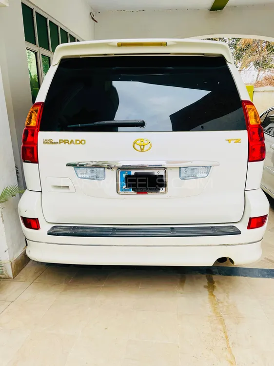 Toyota Prado 2004 for Sale in Mian Wali Image-1