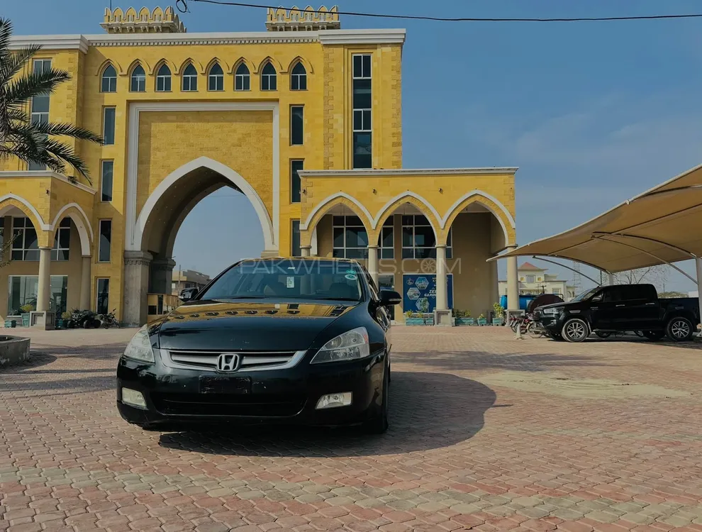 Honda Accord 2005 for Sale in Jaranwala Image-1