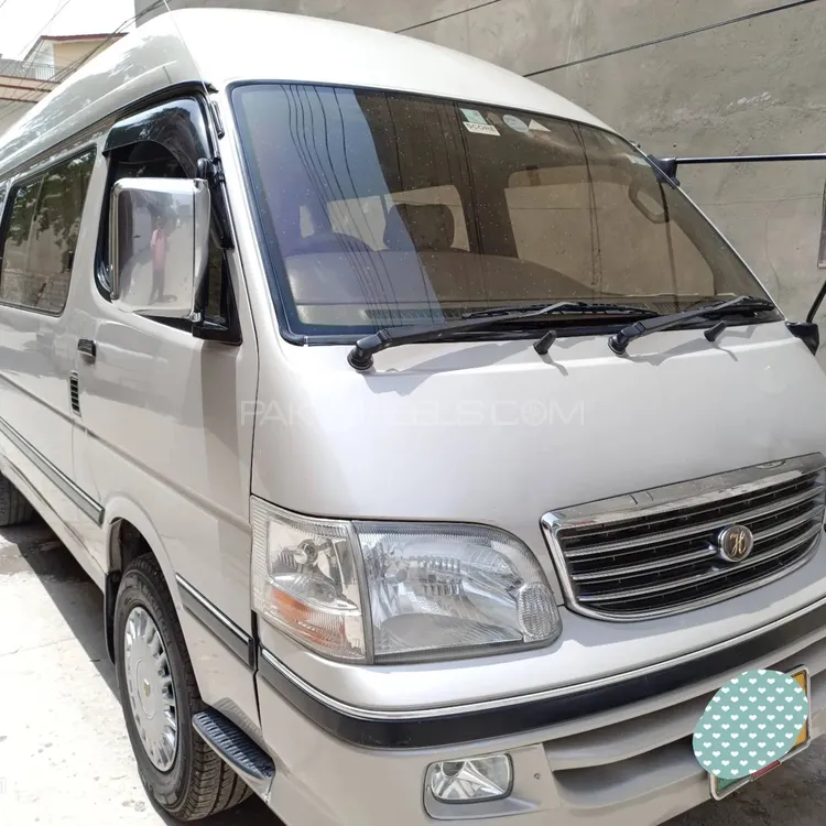 Toyota Hiace 2004 for Sale in Wah cantt Image-1
