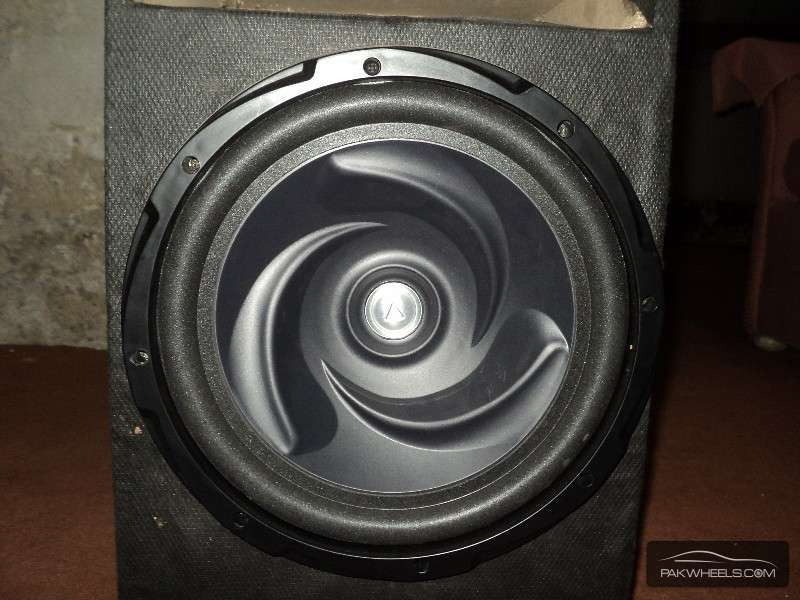 New Kenwood Woofer In 4400 For Sale Image-1