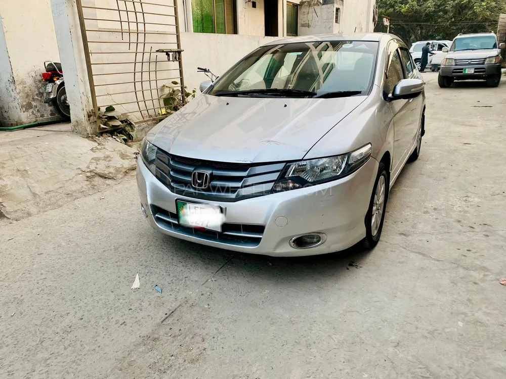 Honda City 1.5 i-VTEC 2013 for sale in Lahore | PakWheels