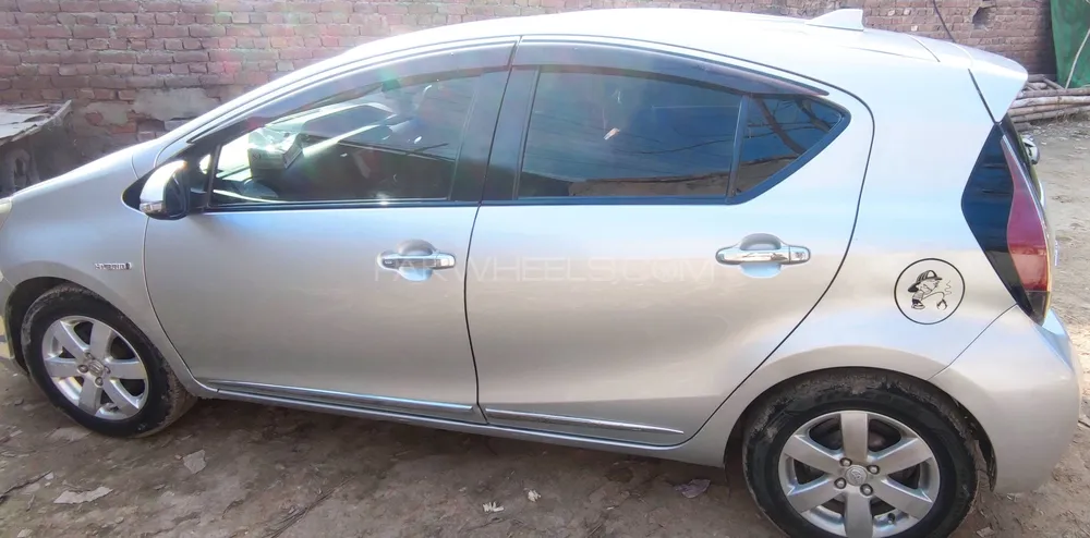 Toyota Aqua 2015 for Sale in Swabi Image-1