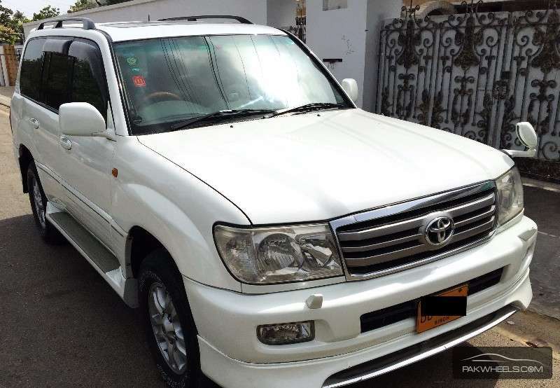 Toyota Land Cruiser 2004 for Sale in Karachi Image-1