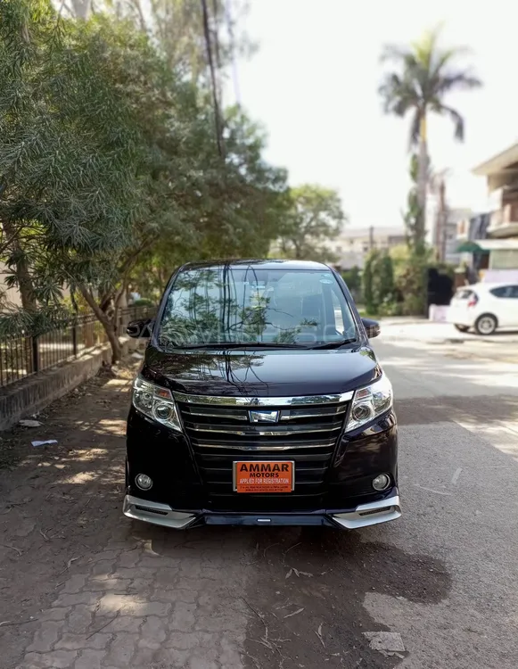Toyota Noah 2016 for Sale in Lahore Image-1
