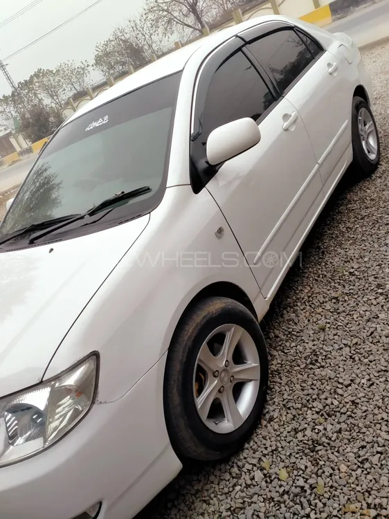 Toyota Corolla Axio 2011 for Sale in Swabi Image-1