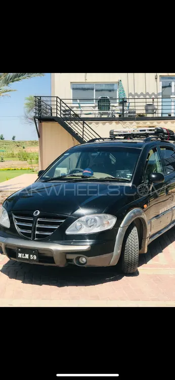 SsangYong Stavic 2005 for Sale in Islamabad Image-1