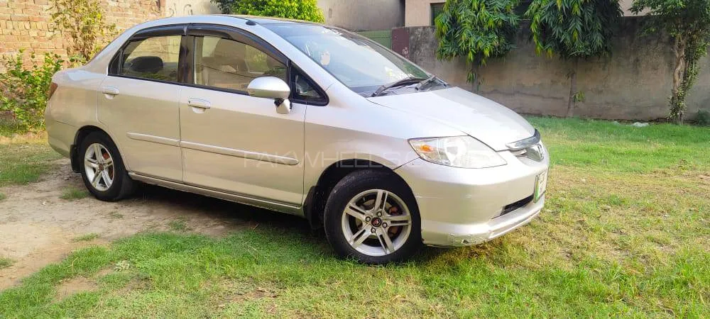 Honda City 2004 for Sale in Lahore Image-1