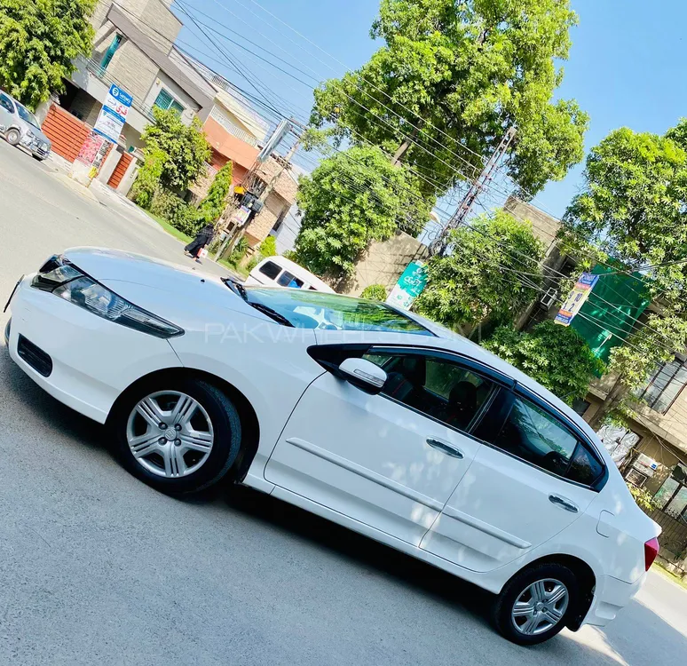Honda City 2017 for Sale in Lahore Image-1