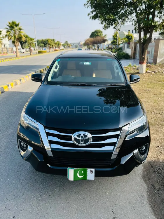 Toyota Fortuner 2018 for Sale in Gujranwala Image-1