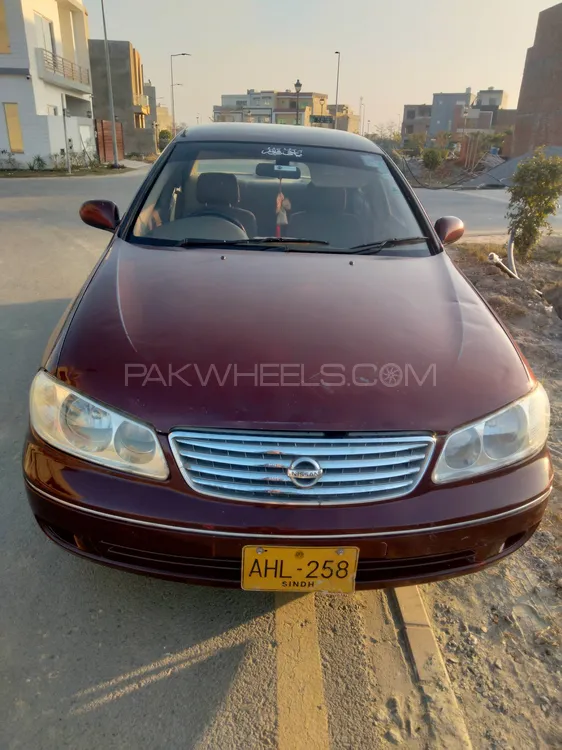 Nissan Sunny 2005 for Sale in Lahore Image-1