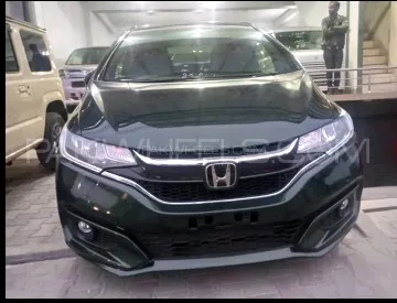 Honda Fit 2019 for Sale in Lahore Image-1