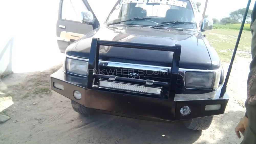 Toyota Surf 1990 for Sale in Dina Image-1