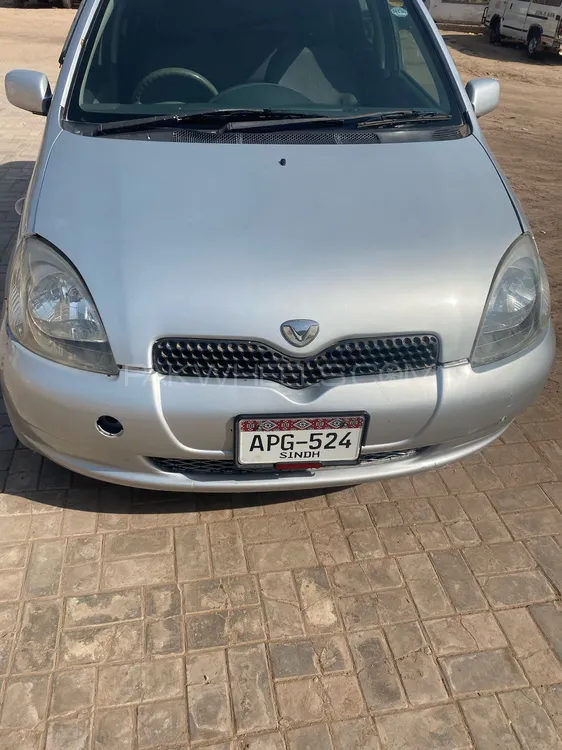 Toyota Vitz 2000 for Sale in Multan Image-1