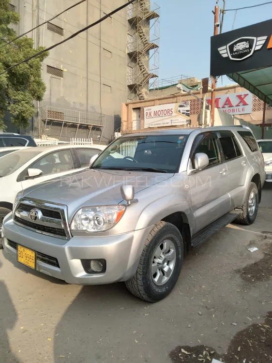 Toyota Surf 2005 for Sale in Karachi Image-1